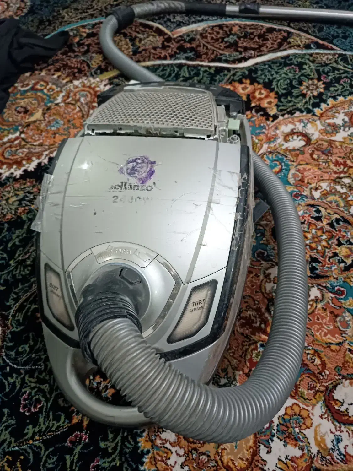 جاروبرقی برند بلانزو 2400|جاروبرقی، جارو شارژی، بخارشو|قم, چهل درخت‎|دیوار