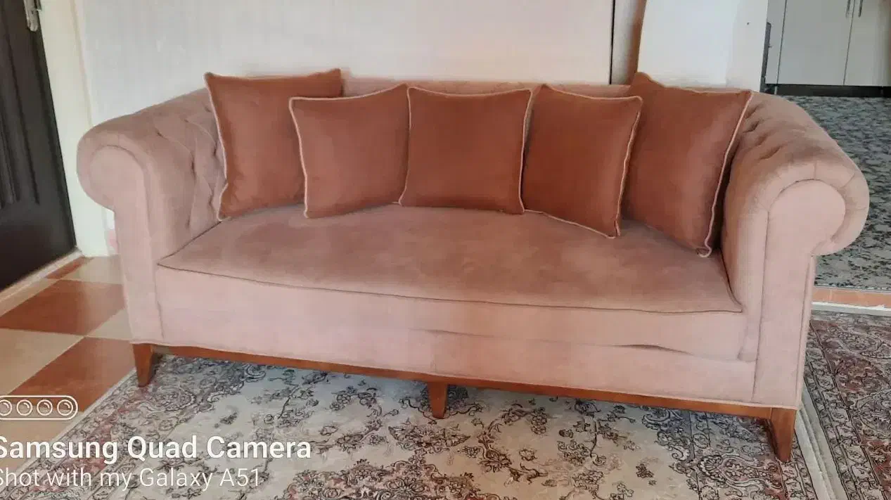 مبل ۷ نفره چستر|مبلمان خانگی و میز عسلی|سنندج, |دیوار