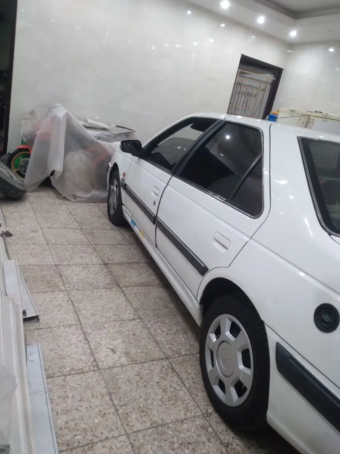 پژو پارس سفید|خودرو سواری و وانت|قرچک, مهدیه|دیوار