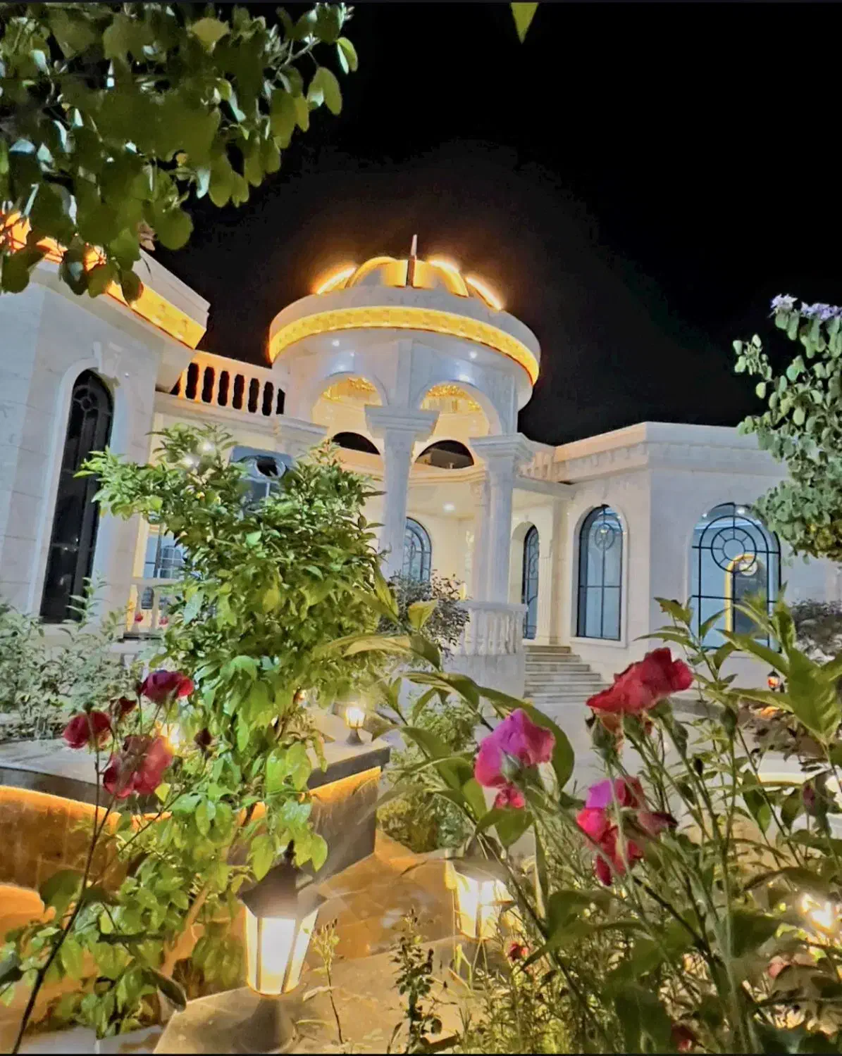 اجاره ویلا باغ استخرسالنی و سَرپوشیده استخر اب گرم|اجارهٔ کوتاهمدت ویلا و باغ|دزفول, |دیوار