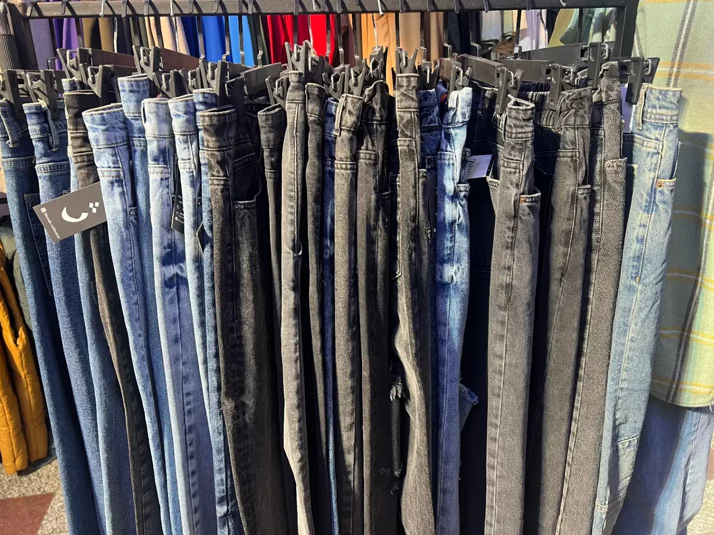 تعدادی اجناس زیر قیمت خرید|عمدهفروشی|قدس, شهرقدس|دیوار