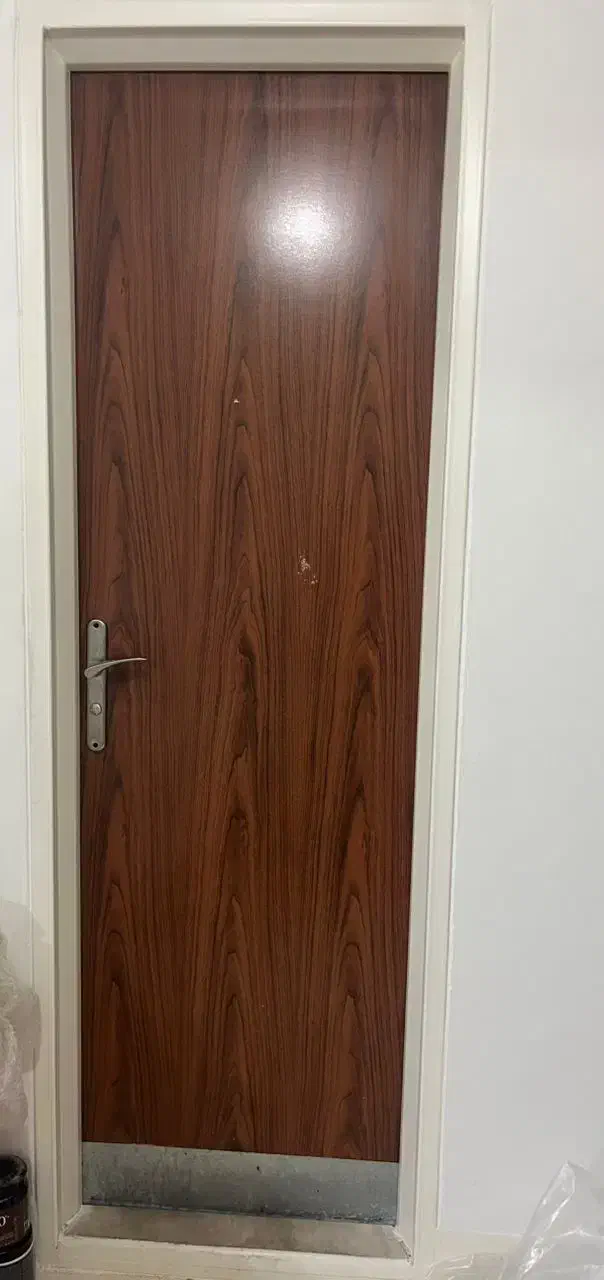 درب|مصالح و تجهیزات ساختمان|صدرا-فارس, فاز ۱|دیوار