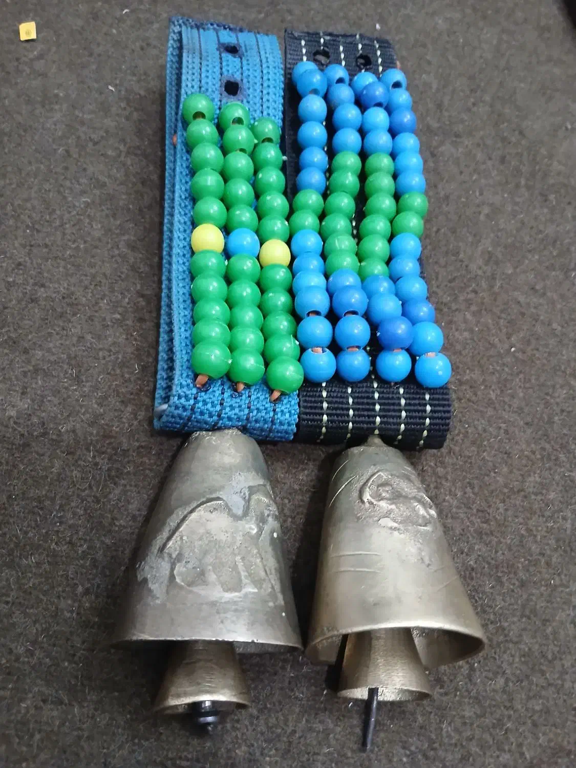 زنگوله قدیمی|کلکسیون اشیاء عتیقه|چمستان, |دیوار