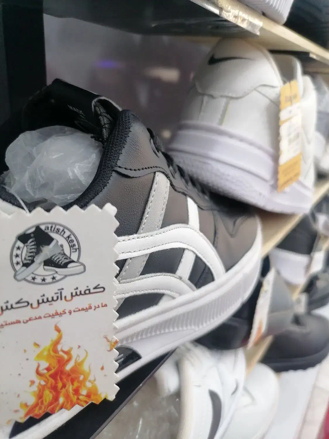 فروشنده اقاوخانم|استخدام خدمات فروشگاه و رستوران|نیشابور, فردوسی جنوبی|دیوار