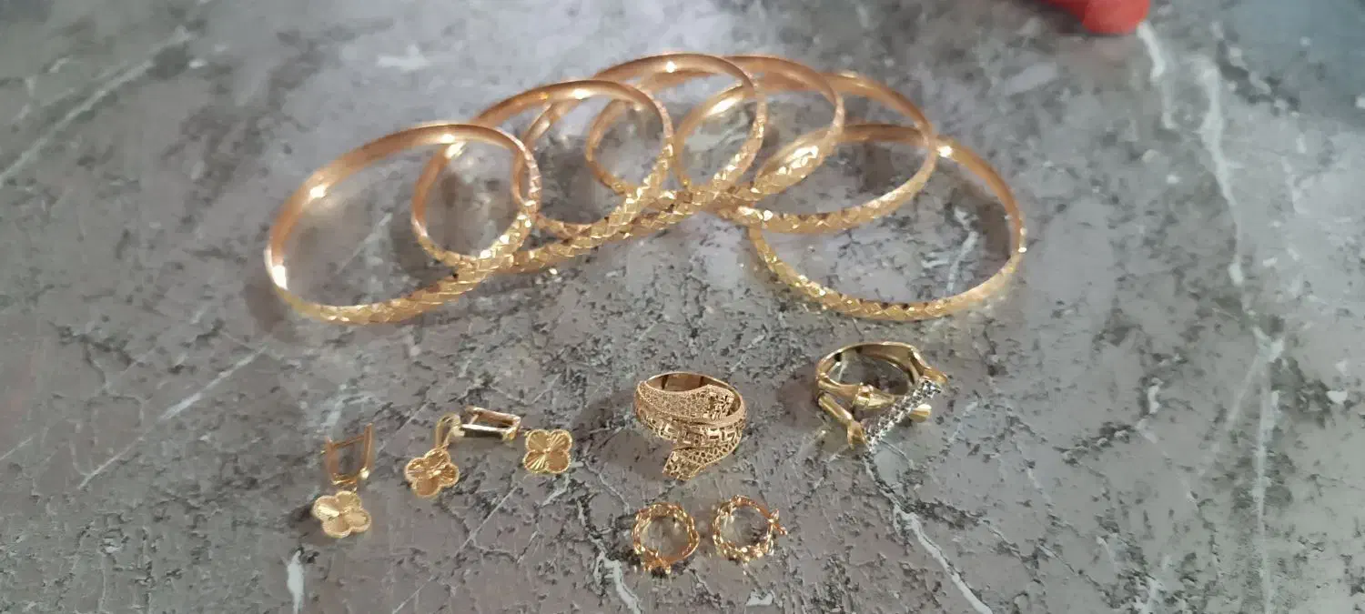 فروش فوری طلا کاملا نو|جواهرات|ساری, |دیوار