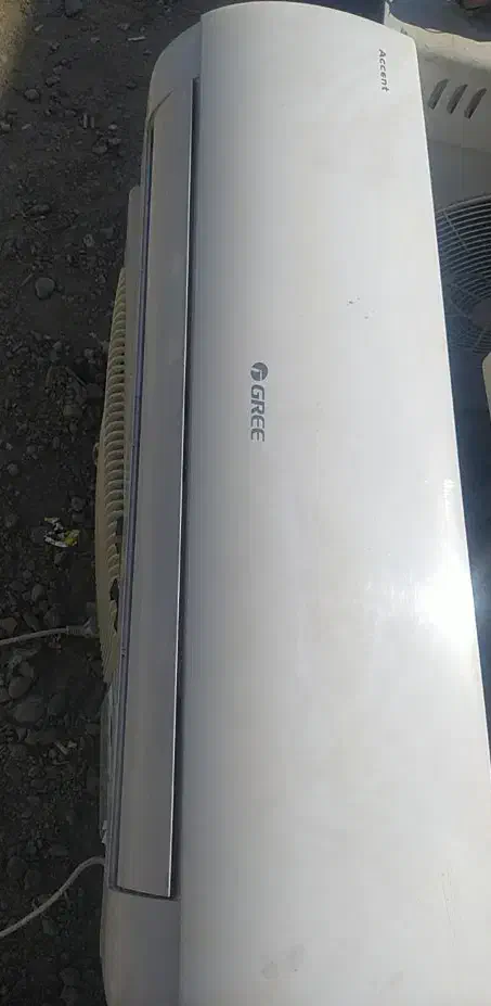 اسپیلت ۱۲ هزار  گری|کولر گازی و فن‌کوئل|جیرفت, |دیوار