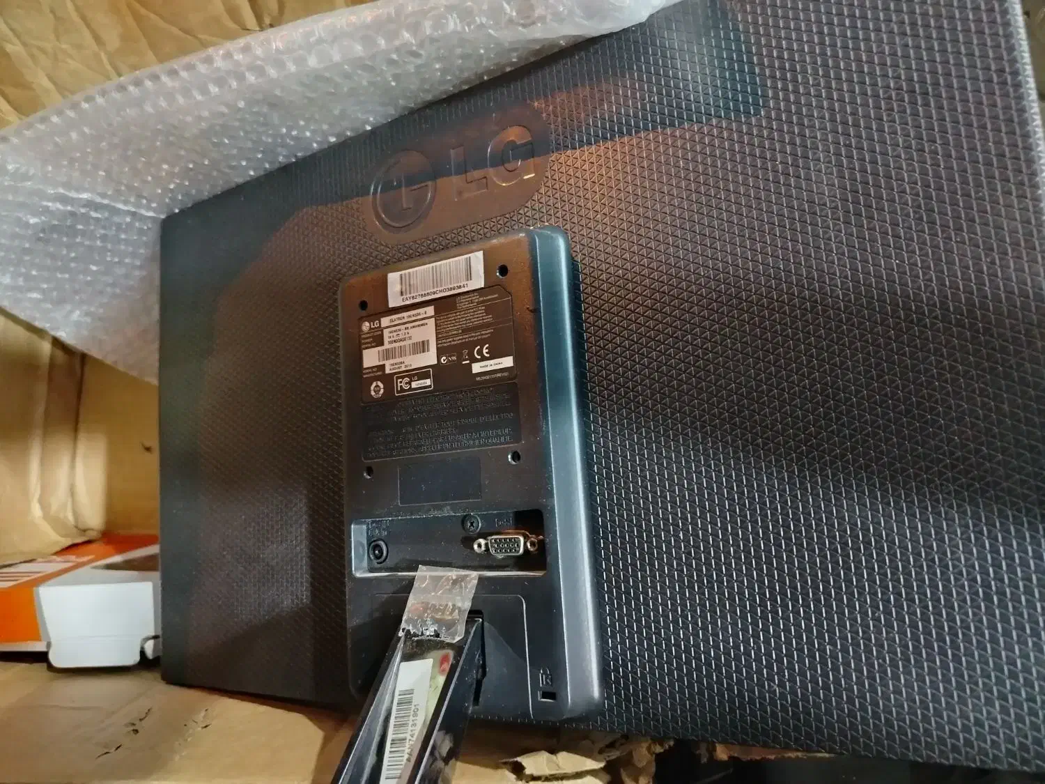 مینی کیس hp همراه با مانیتور و وسایل|رایانه رومیزی|برازجان, |دیوار