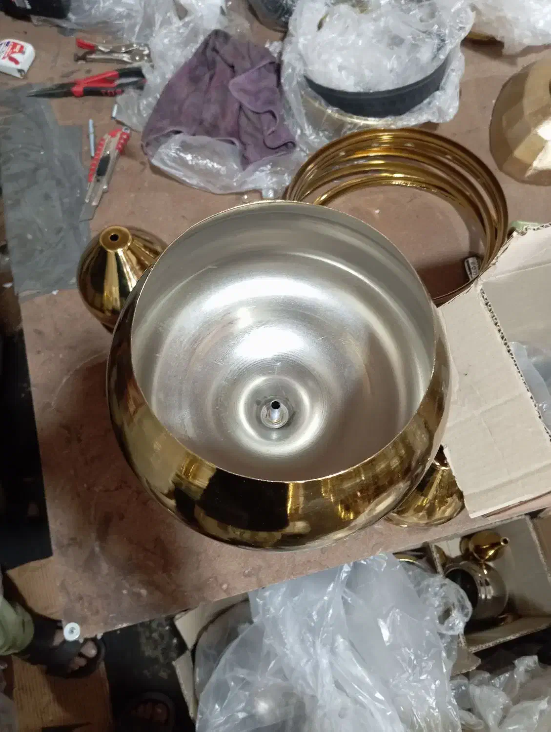 گلدون دکوری کنار سالنی|صنایع دستی و سایر لوازم تزئینی|ری, دولتآباد|دیوار