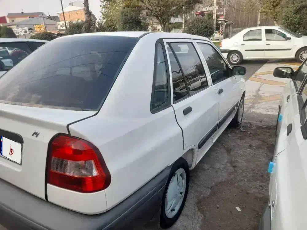 ۱۴۱ اس سفید|خودرو سواری و وانت|رشت, یخسازی|دیوار