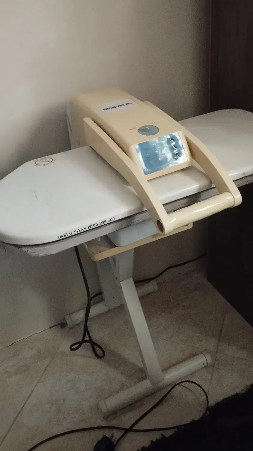 اتو بخار ایستاده high tech|اتو و لوازم اتو|چهارباغ, |دیوار