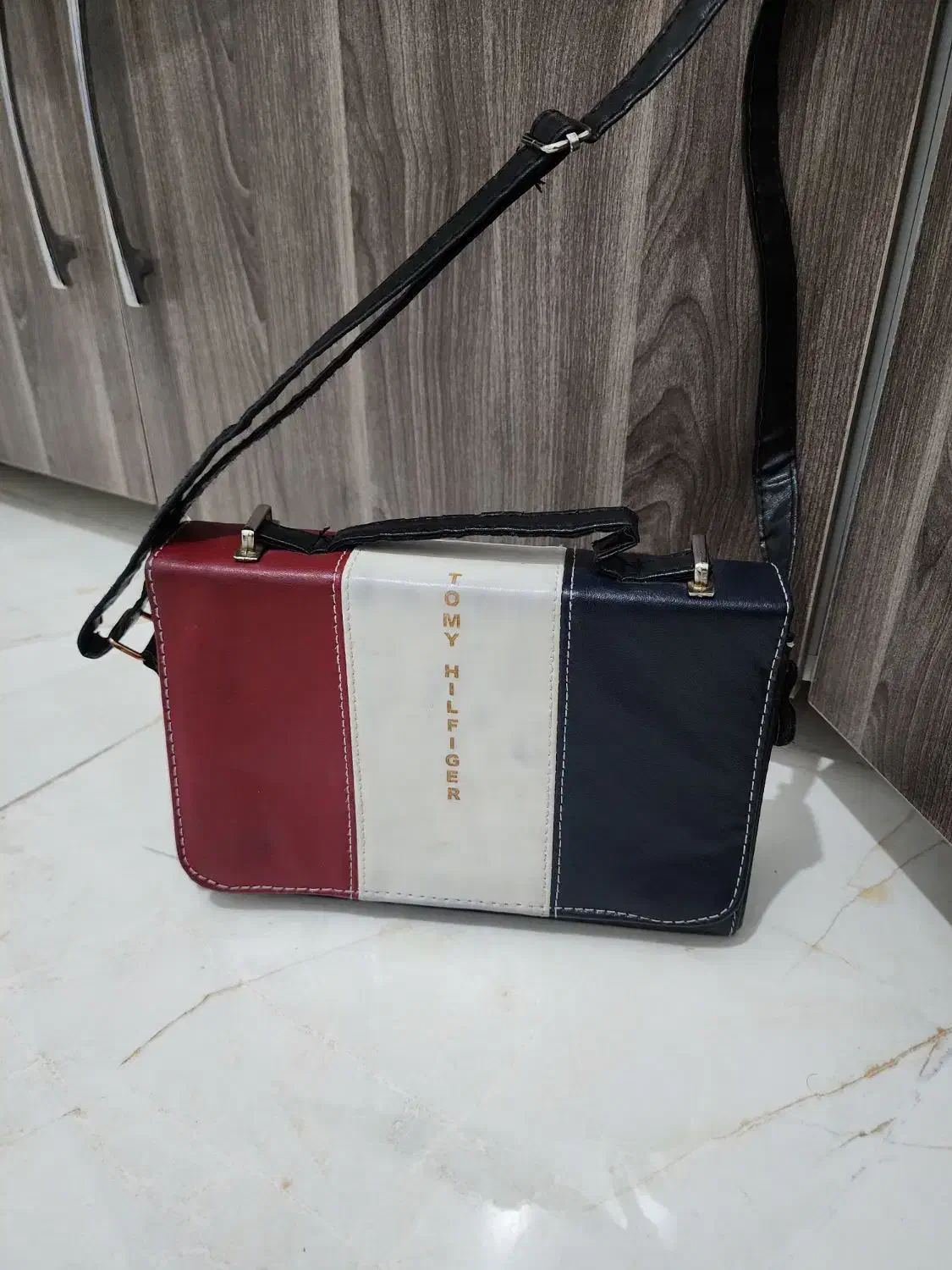 کیف برند تامی|کیف، کفش، کمربند|ایلام, |دیوار