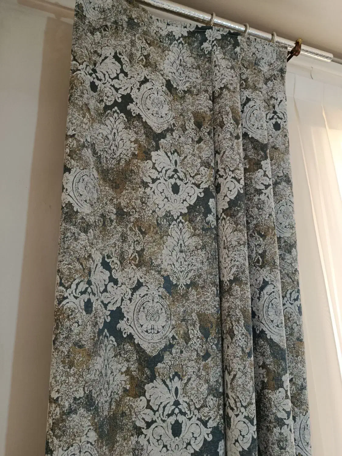 والان پرده|پرده، رانر، رومیزی|میانه, |دیوار