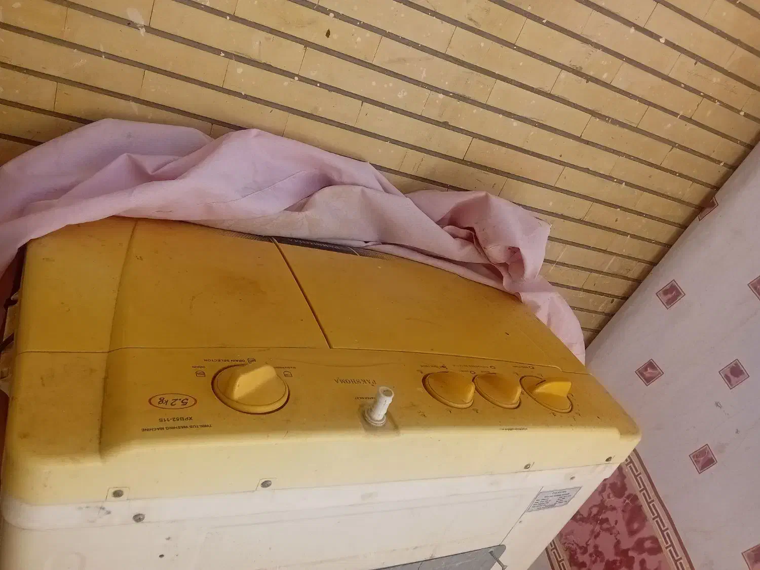 لباسشوی وکولر|ماشین لباسشویی و خشک‌کن لباس|ابریشم, |دیوار