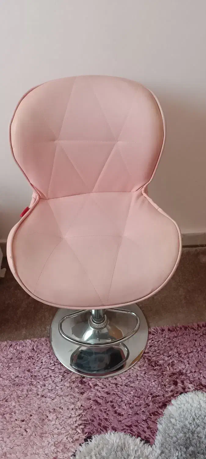 صندلی گردان جکدار|صندلی و نیمکت|قم, انصار‌الحسین|دیوار