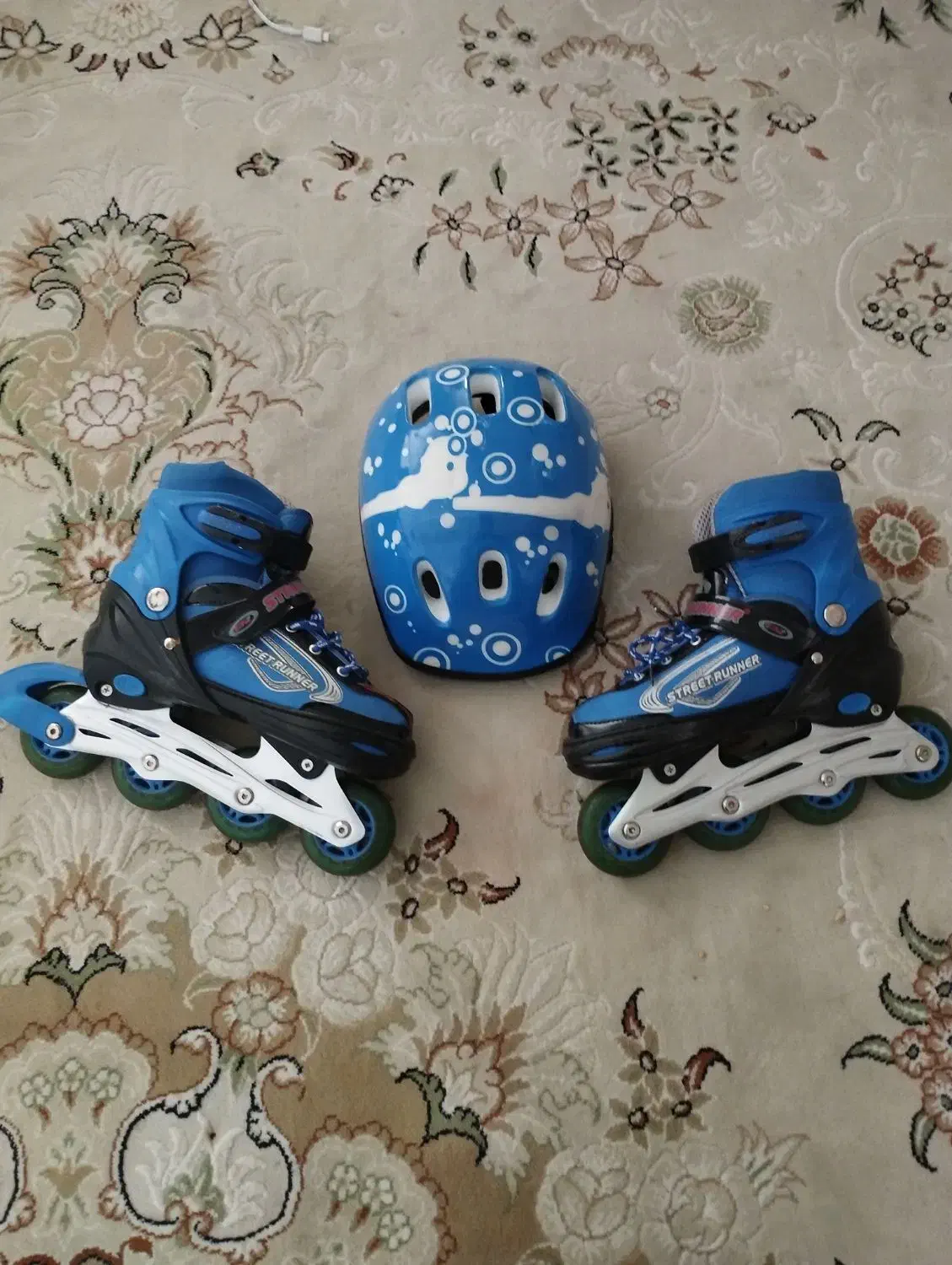 یک جفت اسکیت|دوچرخه، اسکیت، اسکوتر|فردیس, شهرک راه آهن|دیوار