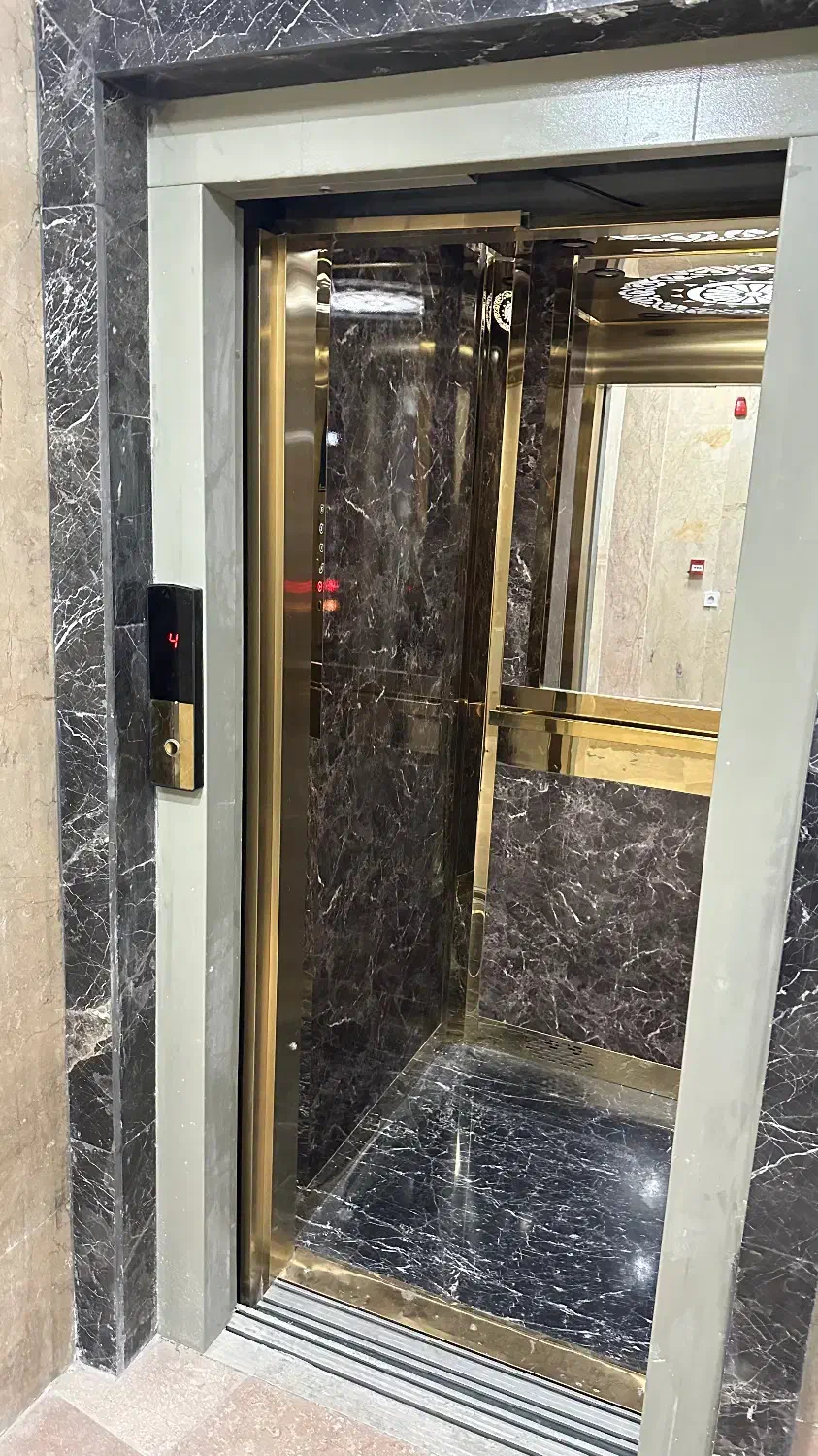 اپارتمان،اپارتمان کلید نخورده|فروش آپارتمان|کرج, شهرک احمدیه|دیوار