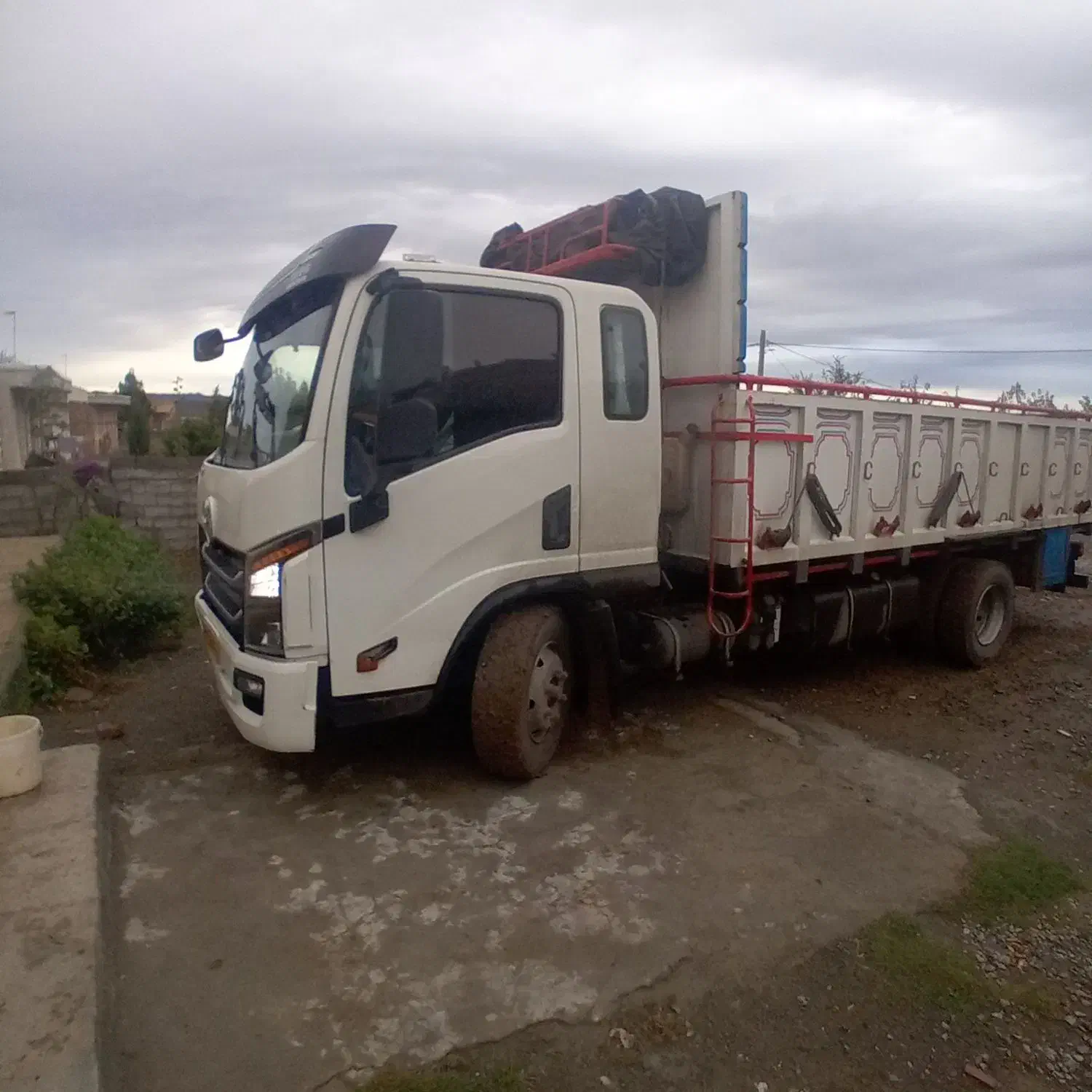 خاور دایوان|خودرو سنگین|اردبیل, |دیوار