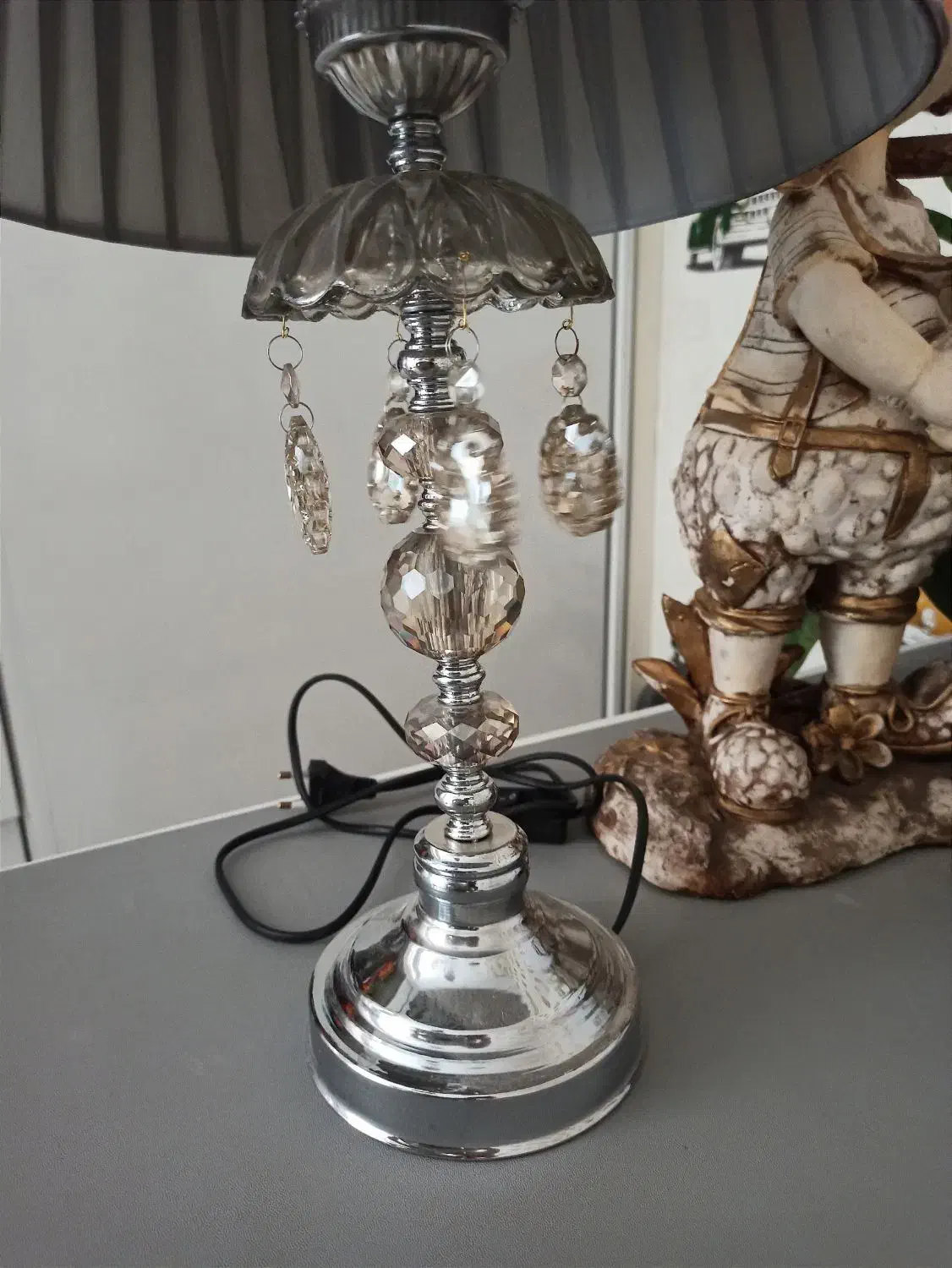 آباژور نقره ای رومیزی|چراغ خواب و آباژور|تهران, والفجر (افسریه)|دیوار