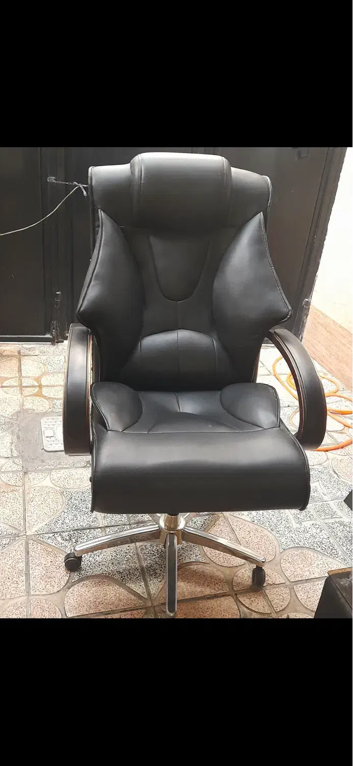 صندلی مدیریت|مبلمان اداری|شهریار, دهشاد پائین|دیوار