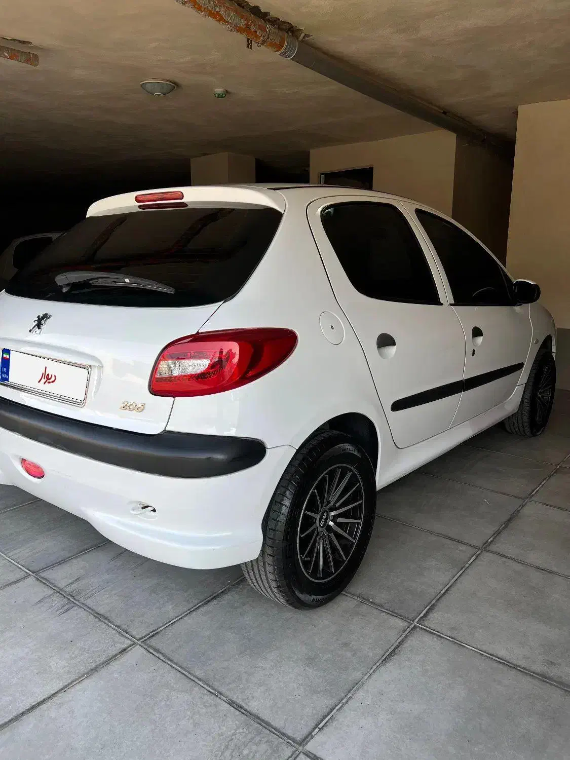 206تیپ 2 مدل 1400با فول لوازم|خودرو سواری و وانت|کاشان, سه راه پرورشگاه|دیوار