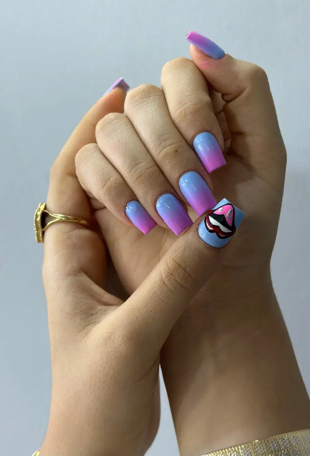 دستیار ناخن|استخدام درمانی، زیبایی، بهداشتی|بندرعباس, |دیوار