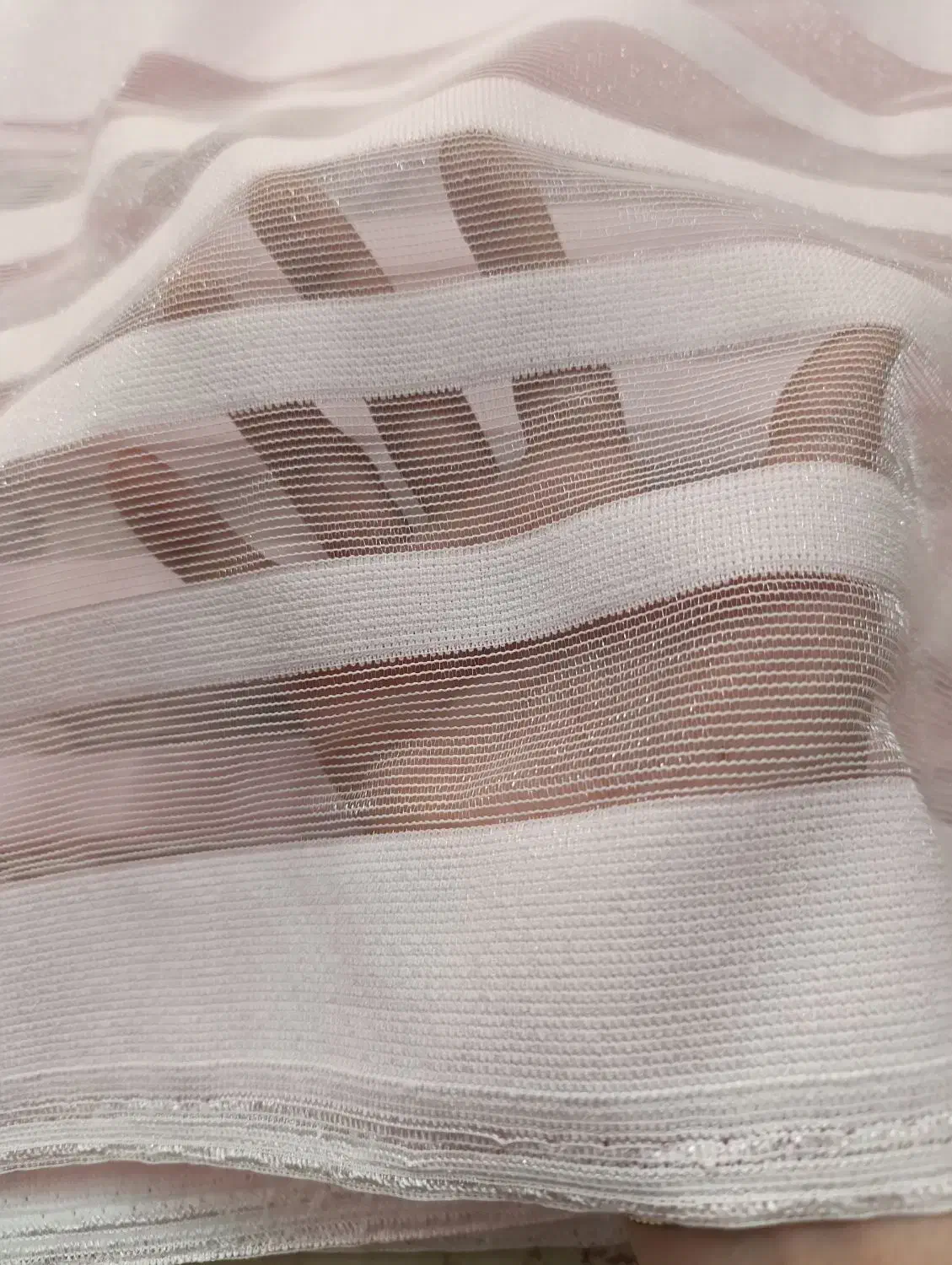 4متر نیم پرده پانچ صورتی زری دار بسیار تمیز|پرده، رانر، رومیزی|مشهد, رضاشهر|دیوار