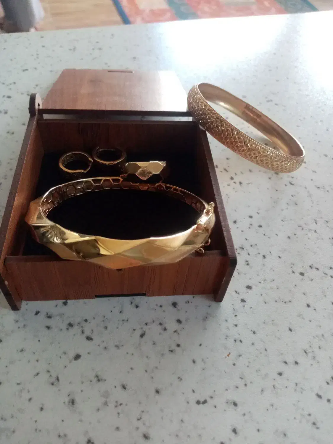 دستبند، حلقه، گوشواره، النگو|جواهرات|محمدشهر, محمدشهر|دیوار