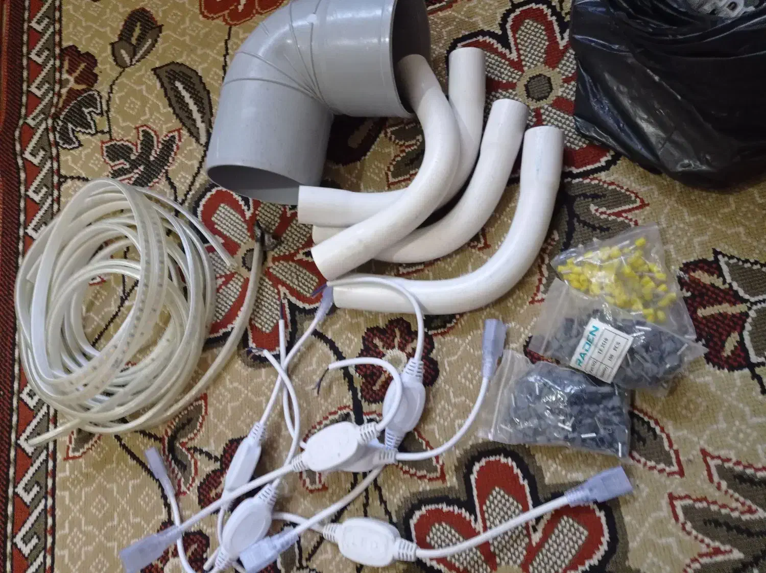 مقداری وسایل برقکشی|سایر لوازم برقی|بندر کنگان, |دیوار