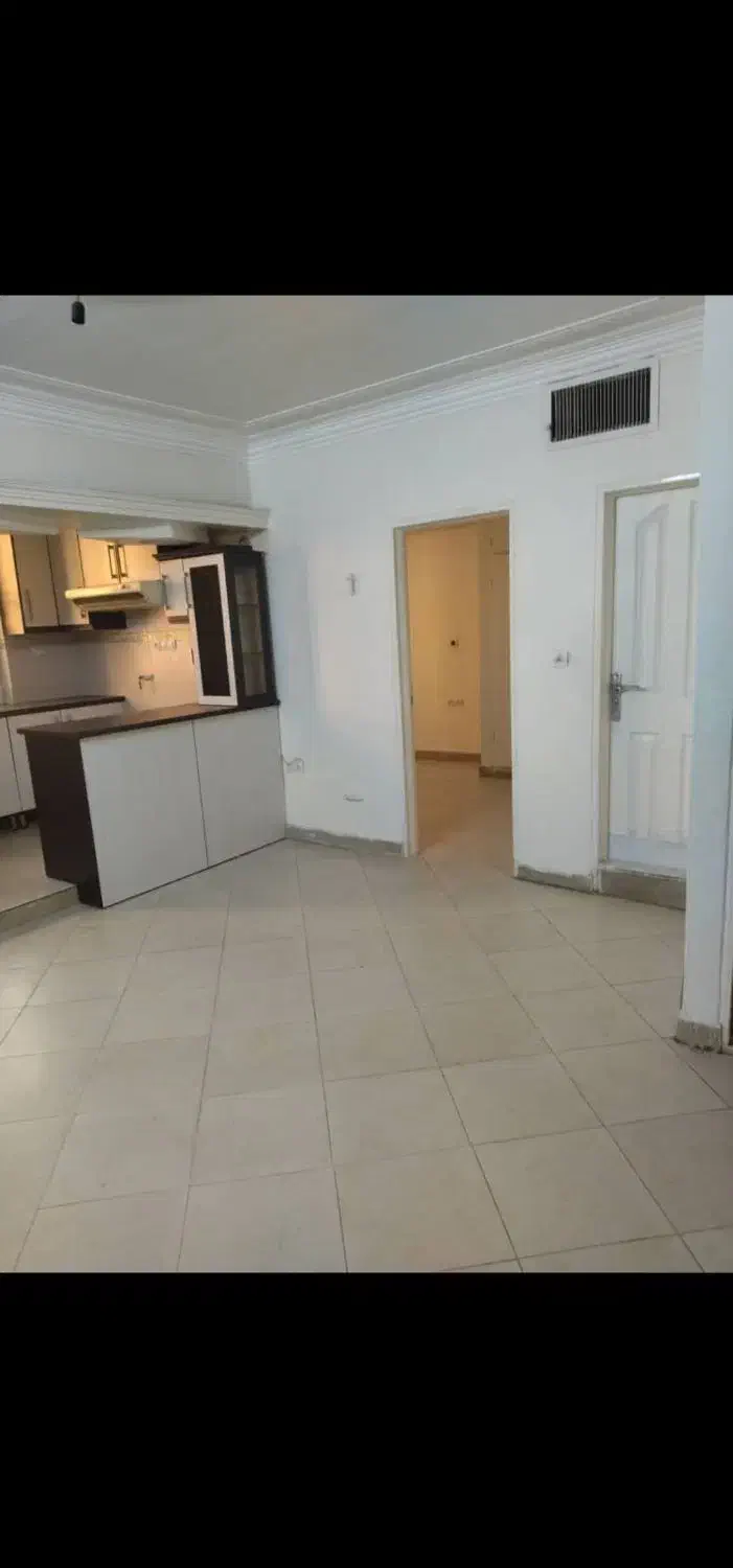 اجاره واحد ۵۰ متری بر خیابان اصلی