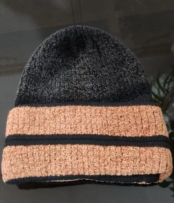 کلاه تک و ست کلاه شال گردن دست بافت.|لباس|آشخانه, |دیوار