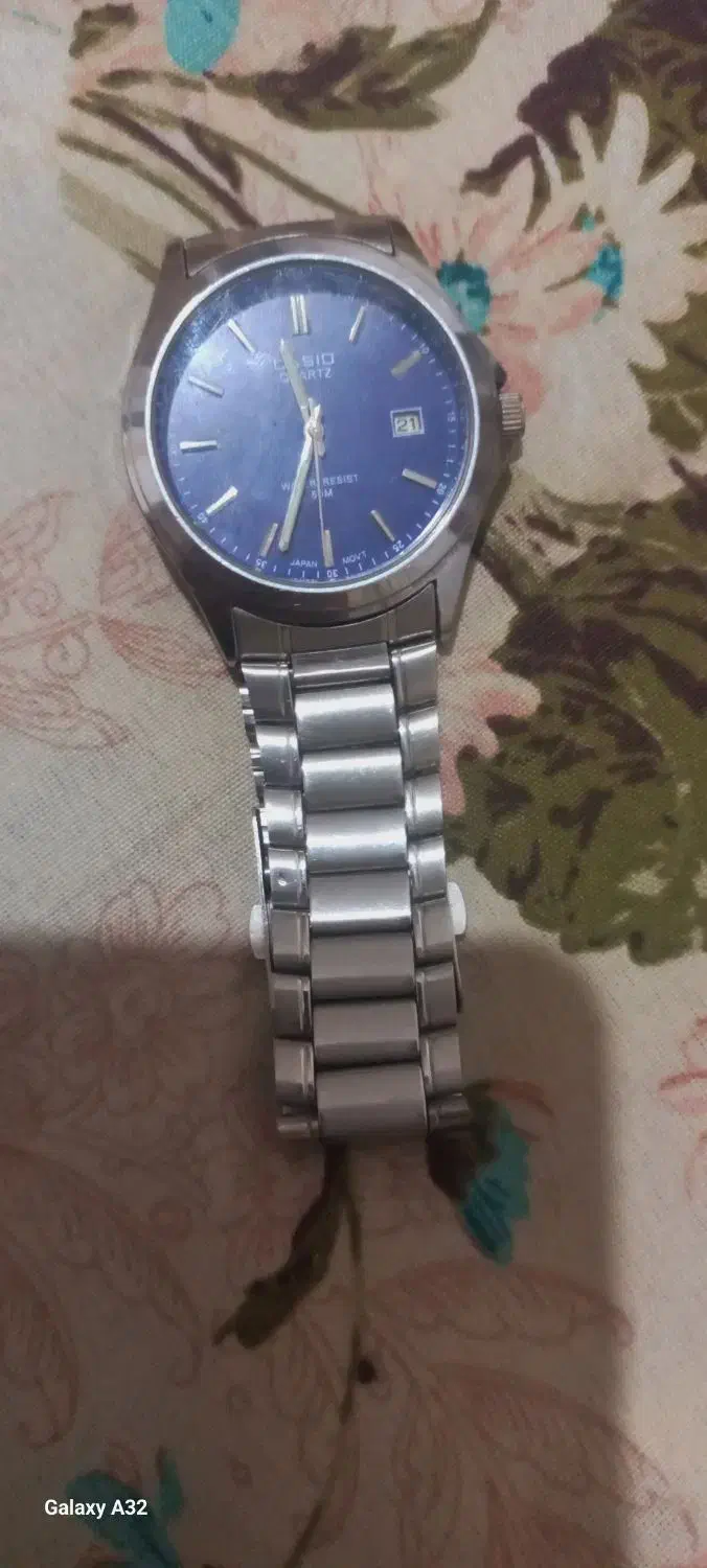 ساعت کاسیا با رنگ آبی دلفینی|ساعت|گنبد کاووس, |دیوار