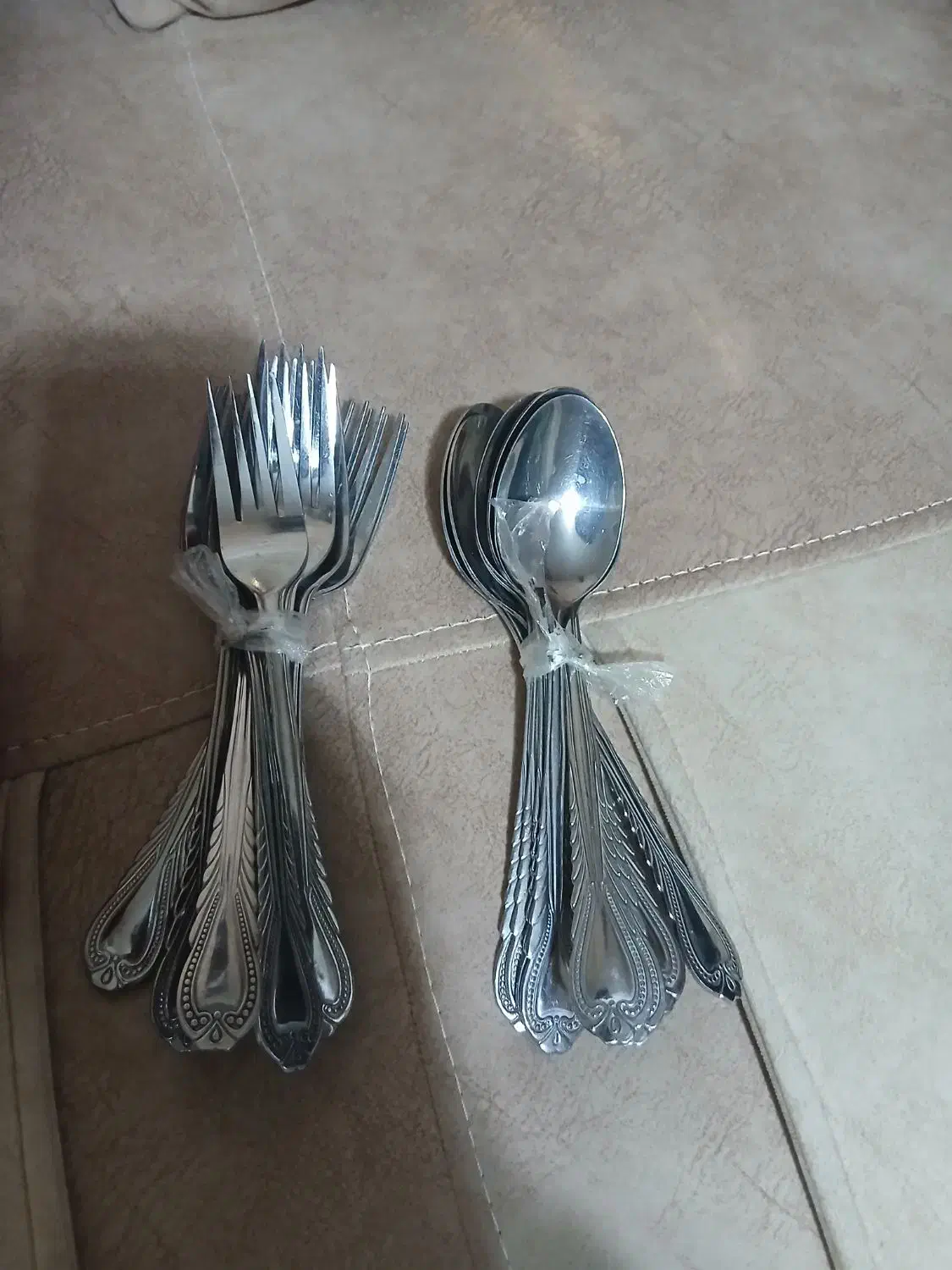 تعدادی لوازم آشپزخانه نو|ظروف سرو و پذیرایی|تنکمان, |دیوار