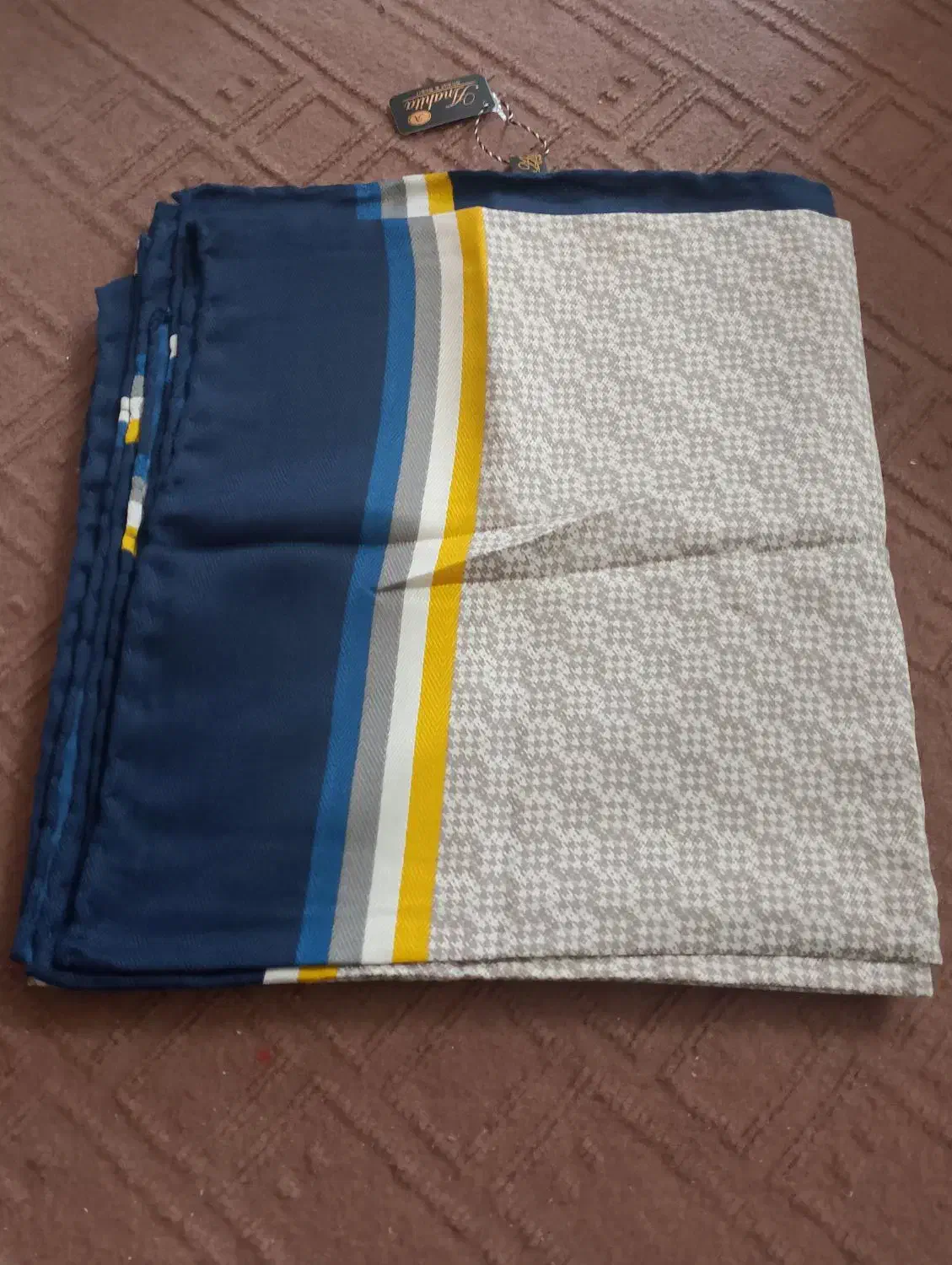 روسری نو قواره بزرگ جنس خوب|لباس|گلبهار, شهر جدید گلبهار|دیوار