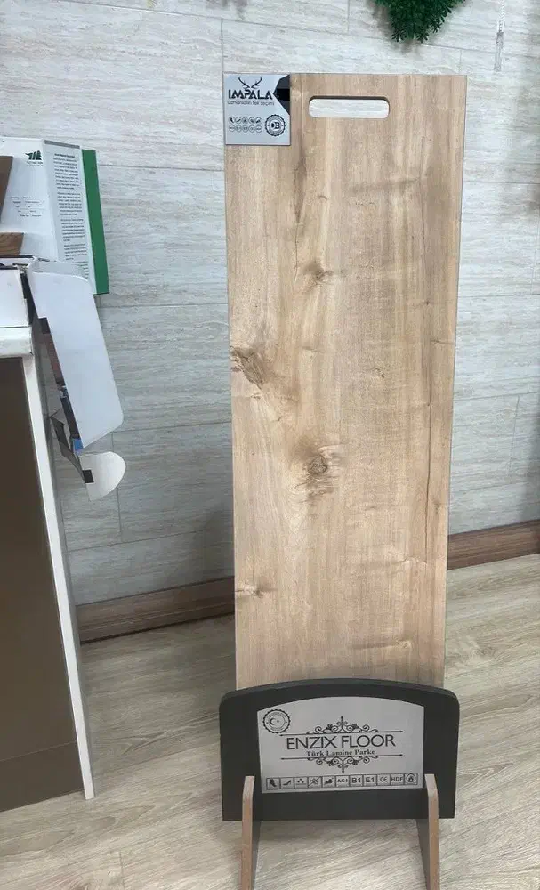 فروش برند روز پارکت در گنبدکاووس|مصالح و تجهیزات ساختمان|گنبد کاووس, |دیوار