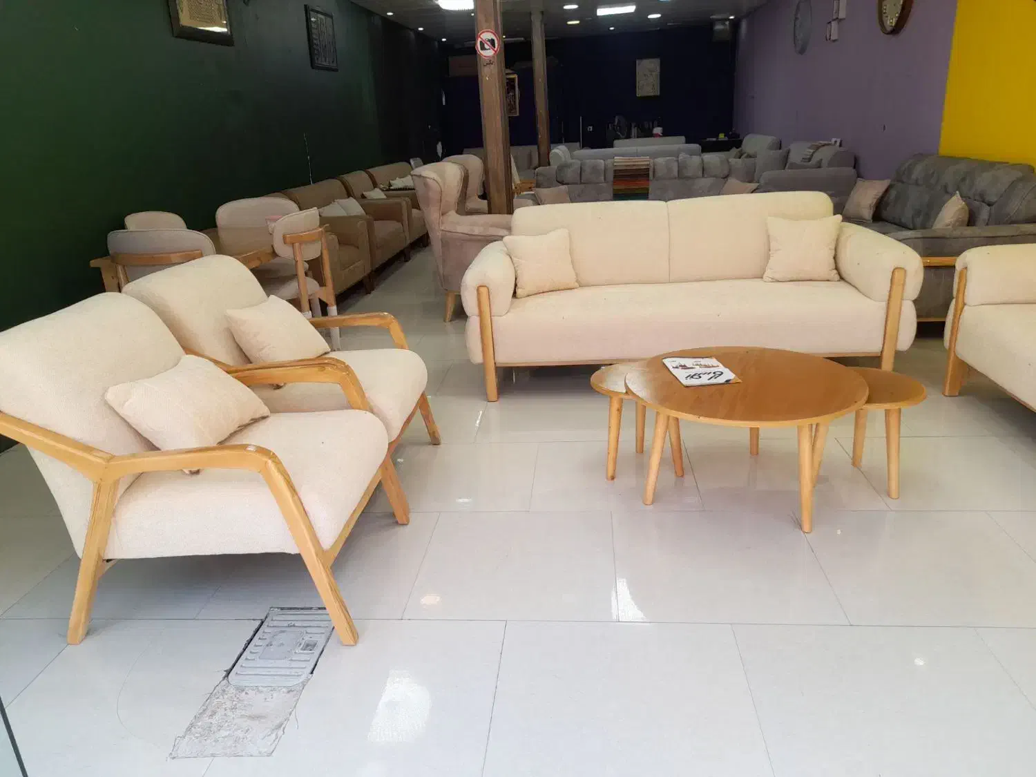 مبل مانیا با ضمانت کیفیت|مبلمان خانگی و میز عسلی|مشکین‌دشت, |دیوار