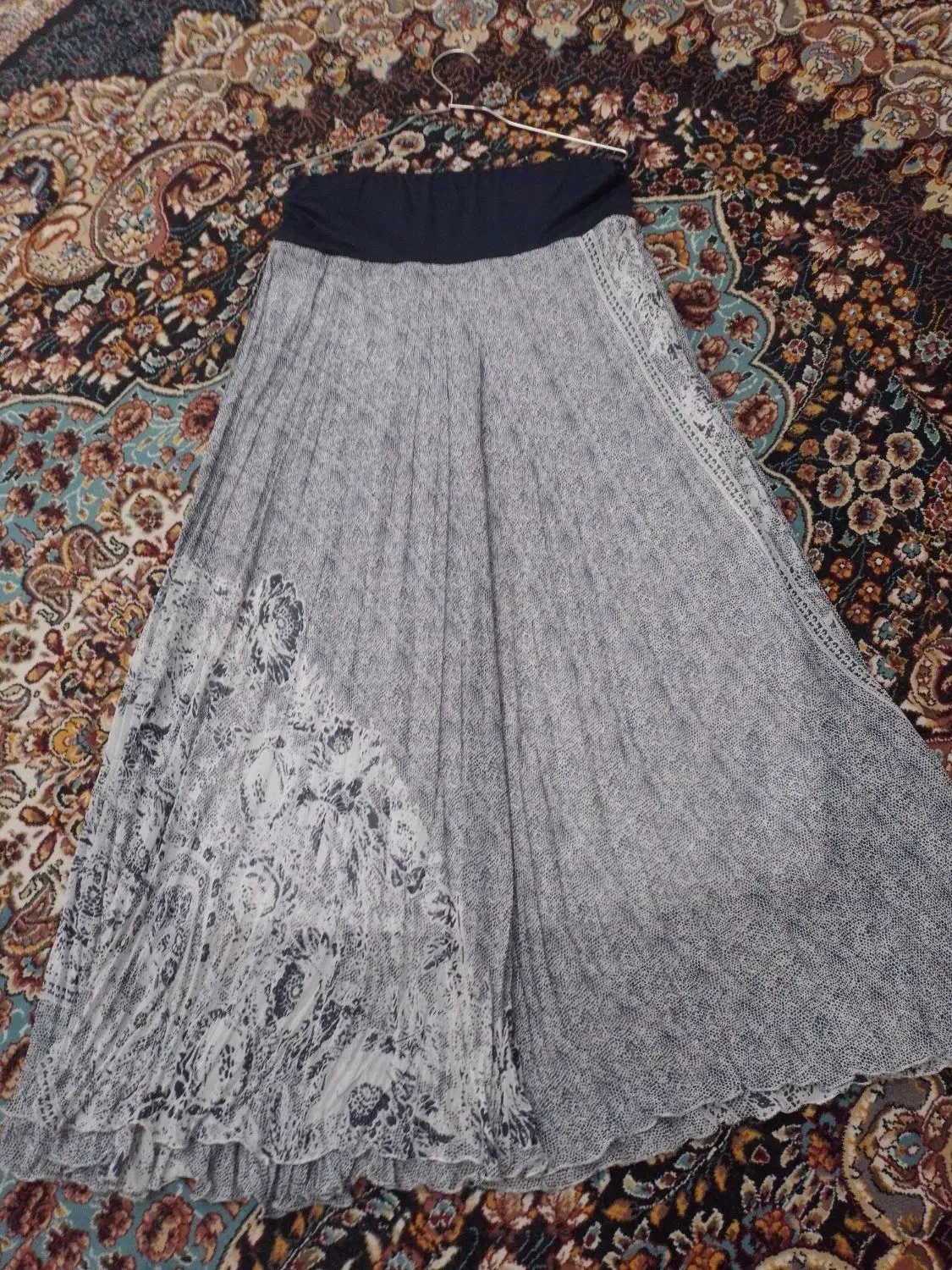 دامن پلیسه نونو|لباس|هشتگرد, هشتگرد قدیم|دیوار