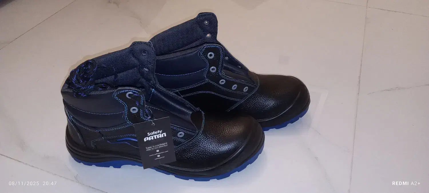 کفش ایمنی سایز 45|کیف، کفش، کمربند|شاهین‌شهر, فدک|دیوار