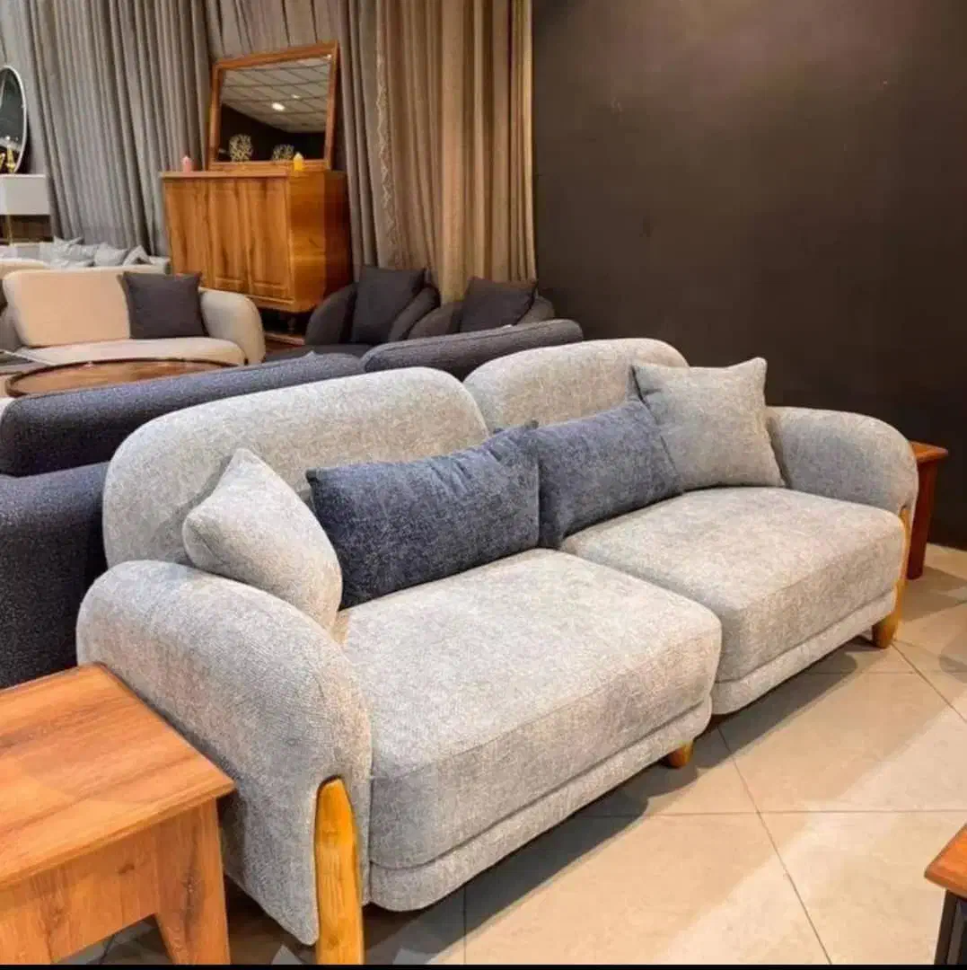 مدل آیسان|مبلمان خانگی و میز عسلی|تهران, شهرک ولیعصر جنوبی|دیوار