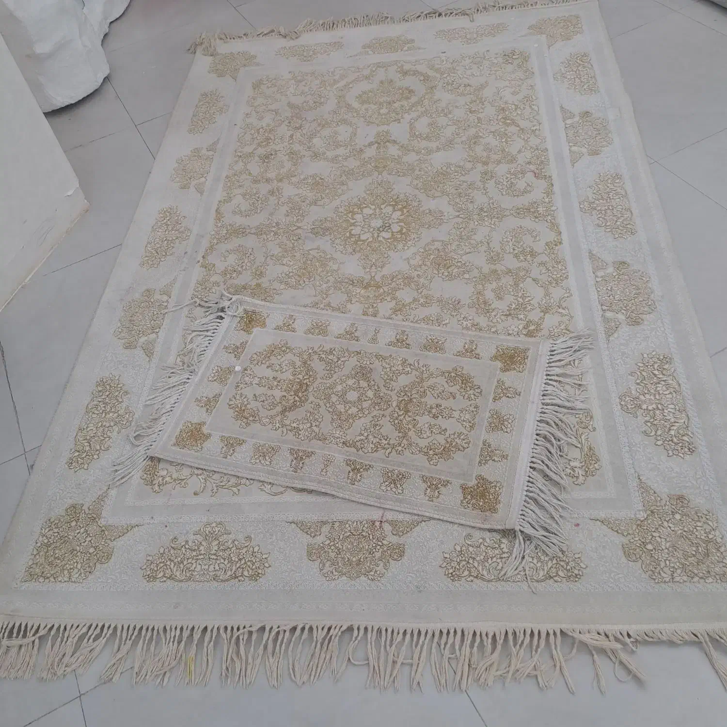 قالیچه نو|فرش|ری, دیلمان|دیوار