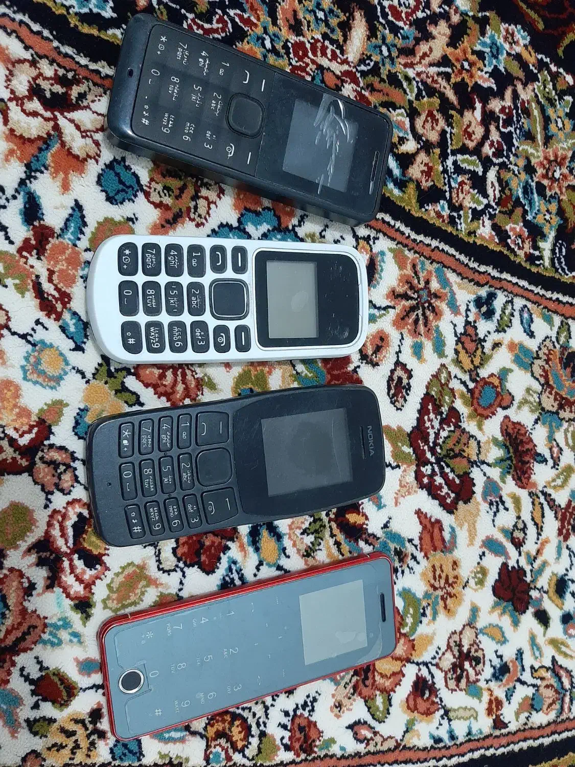 ۴تا گوشی ساده چابهار ۲۵۰۰قیمت|موبایل|چابهار, |دیوار