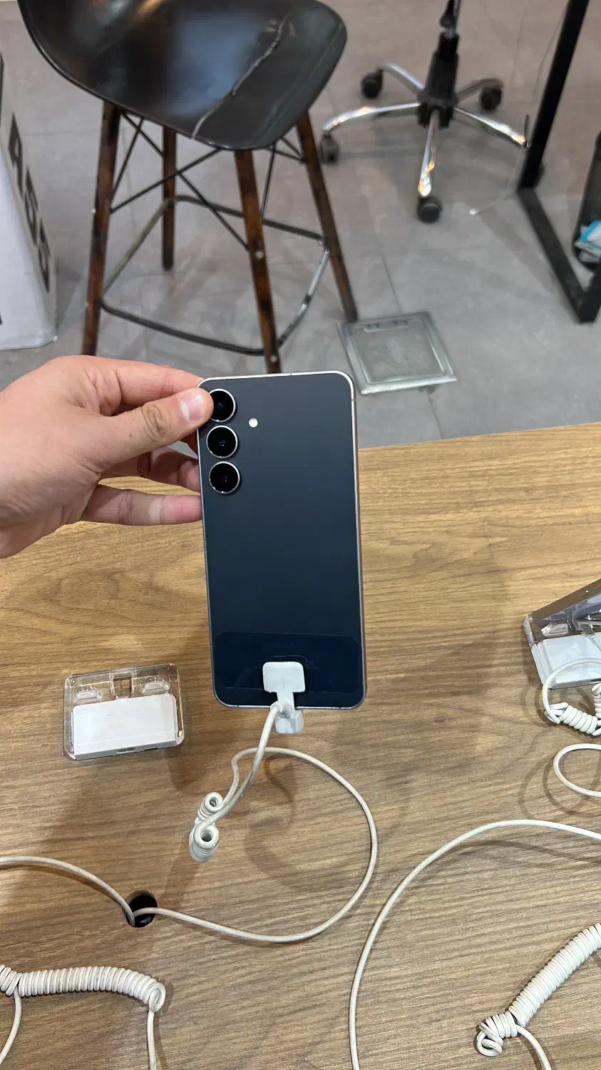 موبایل سامسونگ S25 fe|موبایل|اصفهان, مولوی|دیوار