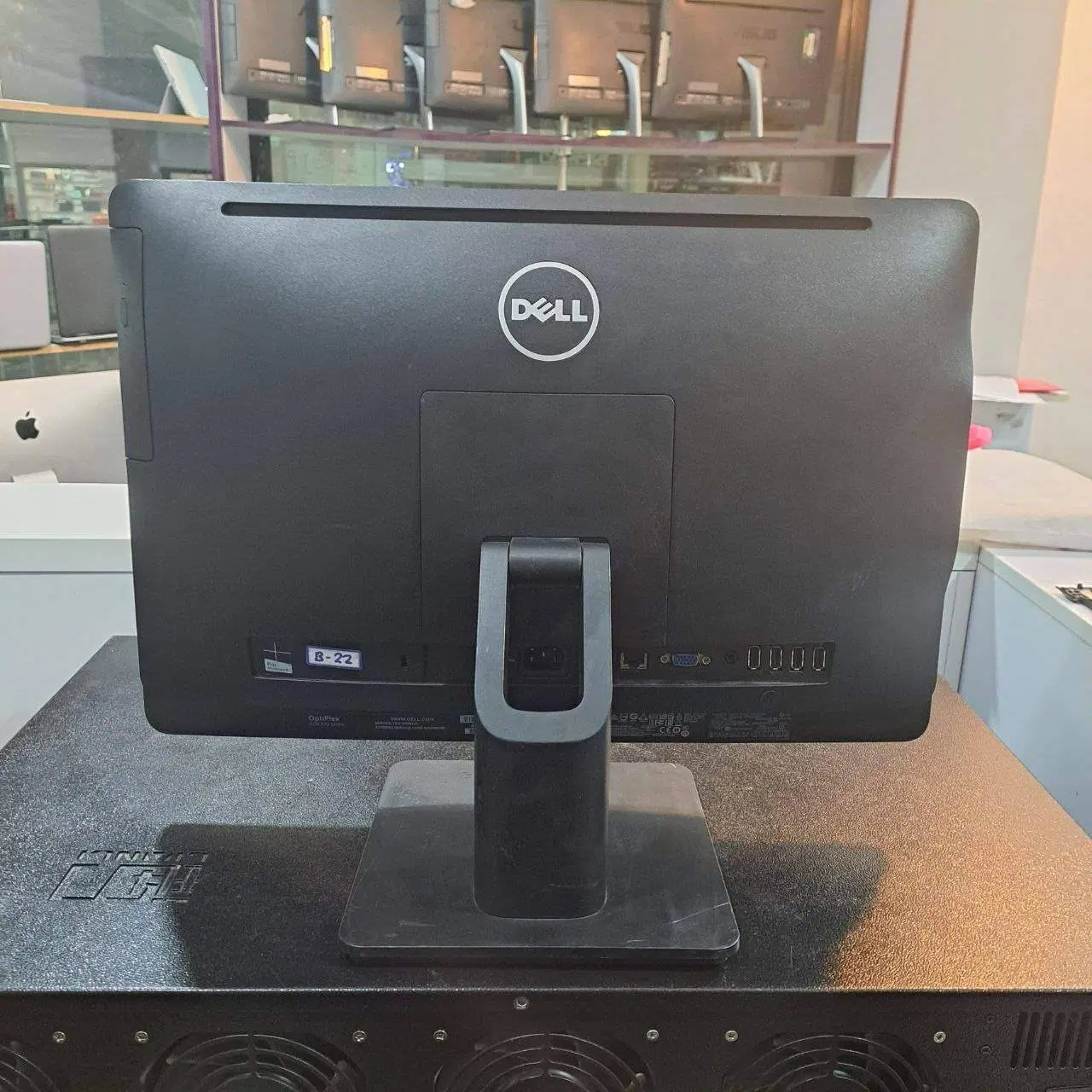 DELL3030 فروش فوری|رایانه همراه|تهران, فلسطین (میدان انقلاب)|دیوار
