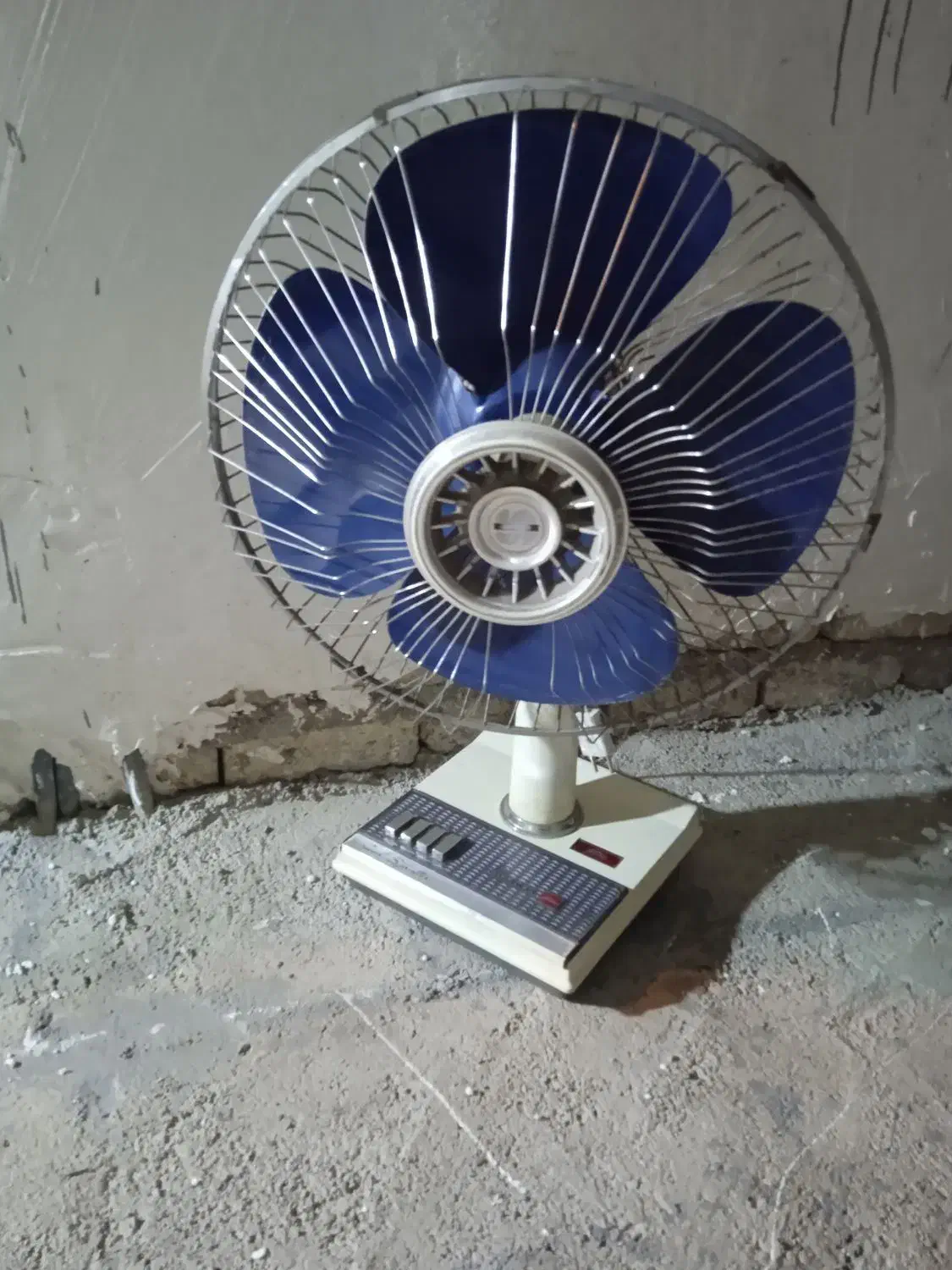 پنکه توشیبا|پنکه و تصفیهکنندهٔ هوا|خرمآباد, |دیوار