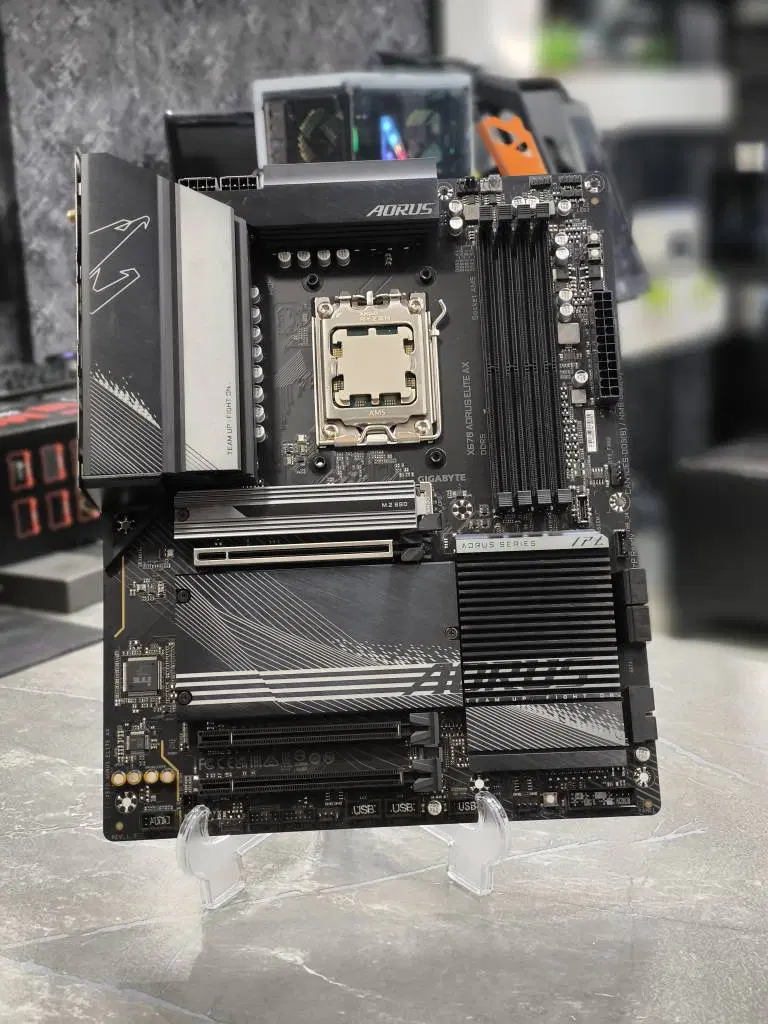 باندل قدرتمند X670AORUS Ryzen9 7900X|قطعات و لوازم جانبی رایانه|تهران, ستارخان|دیوار