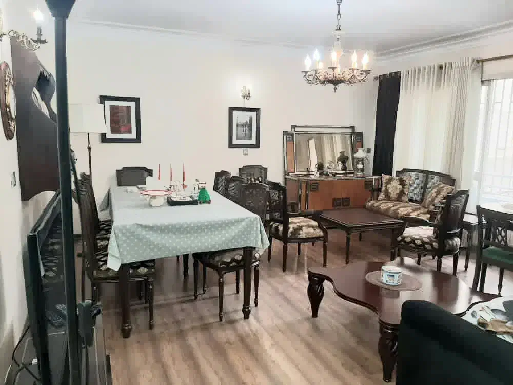 اپارتمان ۷۷ متر ۱ خوابه ( برج باغ) قلهک زمرد