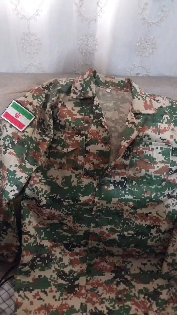 لباس خدمت باکفش|لباس|پیشوا, |دیوار