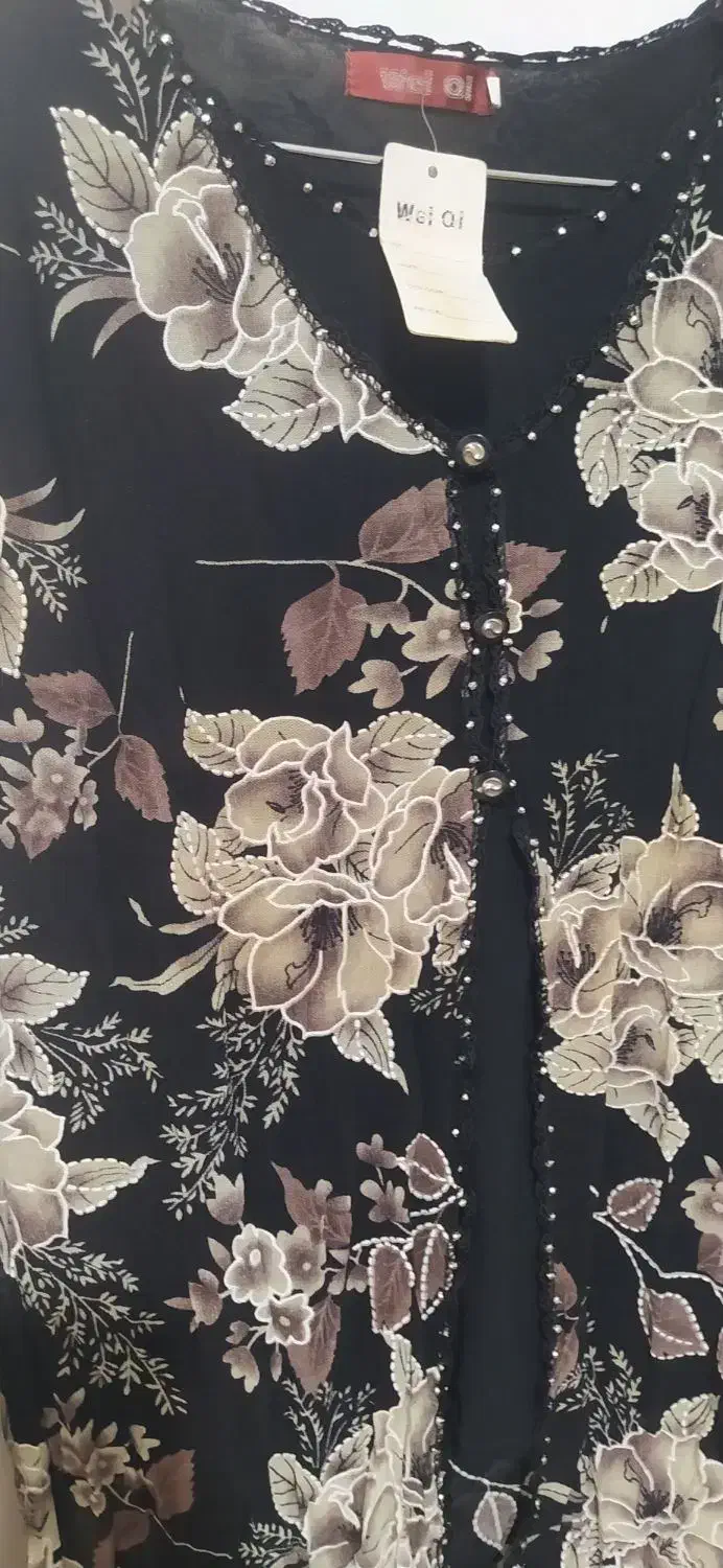 تعدادی شومیز و پیراهن ومانتو|لباس|ایلام, |دیوار