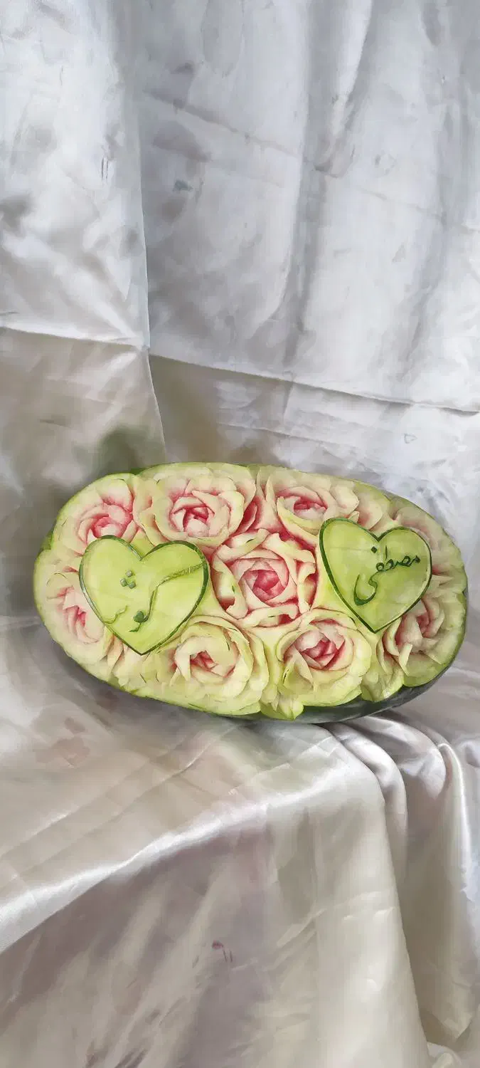 حکاکی هندوانه و کدو یلدا|خدمات پذیرایی، مراسم|نیشابور, میدون بار|دیوار