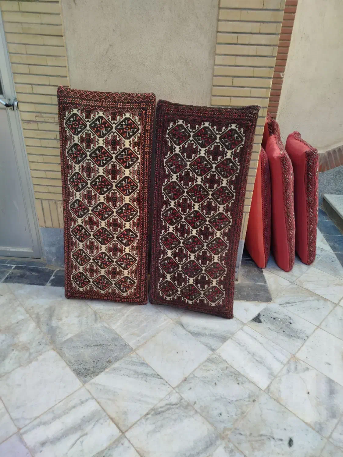 پشتی|پشتی|زاهدان, |دیوار