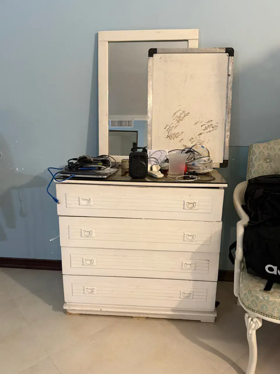 چوبی|جاکفشی، کمد، دراور|کاشان, شهرک امیرالمومنین|دیوار